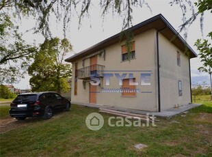 Casa Bi/Trifamiliare in Vendita in Via Filippo Turati a Camponogara