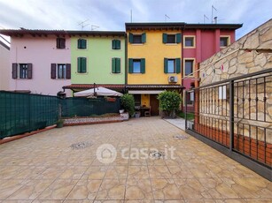 Casa Bi/Trifamiliare in Vendita in Via Roma 1 a Povegliano Veronese