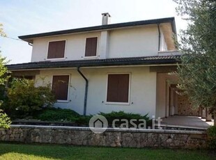 Casa Bi/Trifamiliare in Vendita in Via Trento a Arzignano
