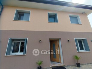 Casa Bi/Trifamiliare in Vendita in Via Udine 104 a Cinto Caomaggiore