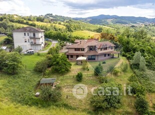 Casa indipendente in Vendita in Strada senza nome a Salsomaggiore Terme