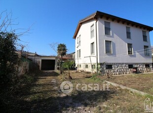 Casa indipendente in Vendita in Via G. Bevilacqua 35 -13 a Schio