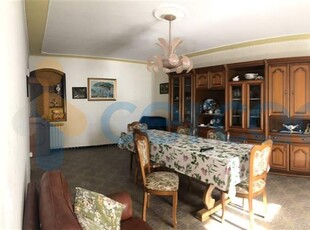 Casa singola da ristrutturare in vendita a Fosdinovo