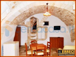 Casa singola in ottime condizioni, in vendita in Piazza Liberta 123, Ostuni