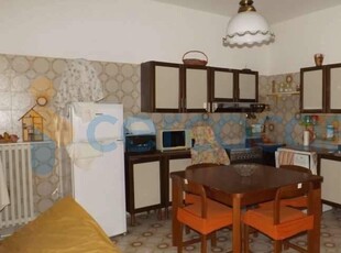Casa singola in vendita a Canosa Di Puglia