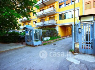 Garage/Posto auto in Vendita in Via Ausonia a Palermo