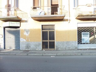Magazzino in vendita a Cesano Maderno - Zona: Centro