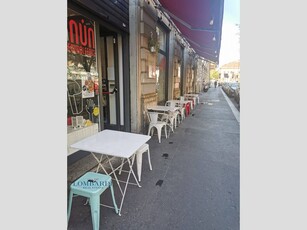 Negozio in Vendita a Milano, zona * Navigli, 900'000€, 190 m², arredato