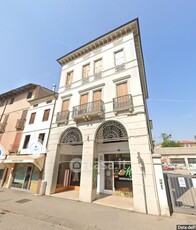 Negozio/Locale commerciale in Vendita in Corso Padova a Vicenza