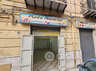 Negozio/Locale commerciale in Vendita in Via Francesco Paolo Perez a Palermo