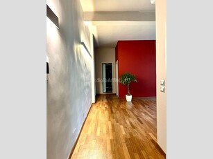 Trilocale in Affitto a Milano, zona Centro, 2'150€, 83 m²