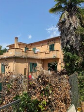 Vendita Casa singola, in zona ISOLETTA, ARCE