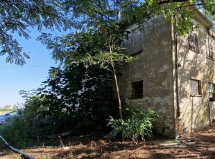 Vendita Casa singola, in zona PRIMA PERIFERIA, FORLI'