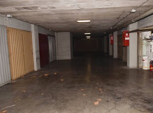 Vendita Garage / Posto auto, in zona CROCETTA, MODENA