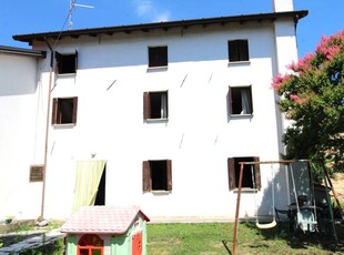 Vendita Villa a schiera, in zona SAN GIORGIO AL TAGLIAMENTO - POZZI, SAN MICHELE AL TAGLIAMENTO