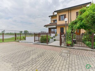 Villa a schiera in vendita a San Giuliano Milanese