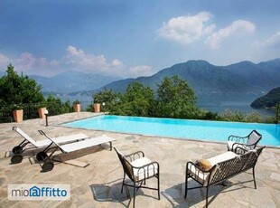 Villa arredata con piscina Azzano