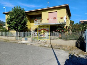 Villa con giardino, Cascina san frediano a settimo