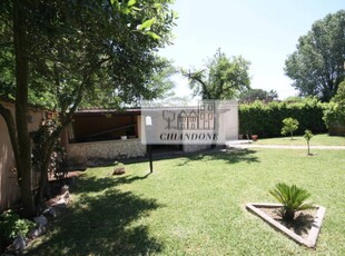 Villa con terrazzo a San Felice Circeo