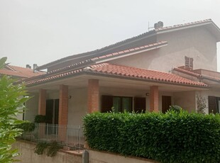 Villa con terrazzo, Fabriano borgo nuovo