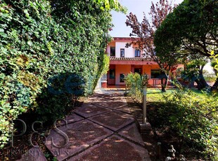 Villa in ottime condizioni in vendita a Quartu Sant'Elena