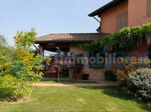 Villa in ottime condizioni, in vendita in Via Antonio Gramsci 42, Alessandria