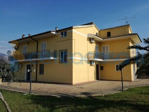 Villa in vendita in Localita Cardici Maiano, Sessa Aurunca