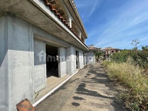 Villa nuova a Acireale - Villa ristrutturata Acireale