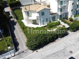 Villa nuova a Civitanova Marche - Villa ristrutturata Civitanova Marche