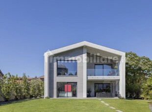 Villa nuova a Curtatone - Villa ristrutturata Curtatone
