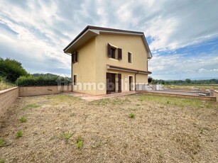 Villa nuova a Pontedera - Villa ristrutturata Pontedera