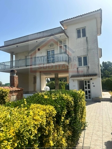 Villa con terrazzo, Giugliano in Campania licola