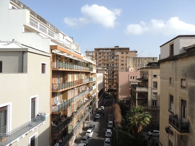 Appartamento in vendita, Catania c.so italia - via leopardi