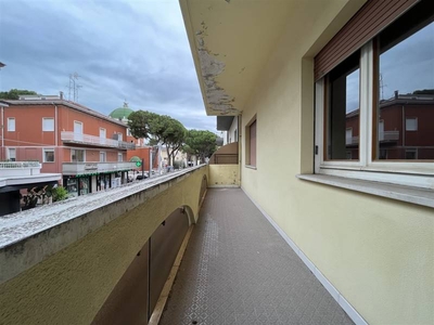 Appartamento in Viale Dante a Riccione