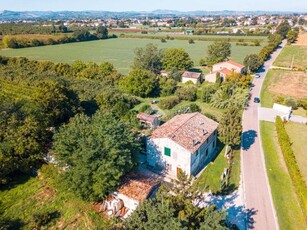 Casa Indipendente in vendita a Forlì via Pauluzza, 27