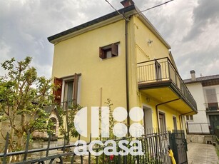 Casa Indipendente in vendita a Sarsina