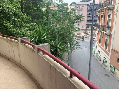 Appartamento in affitto a Messina C. Storico: Duomo, Via Garibaldi, C.so Cavour
