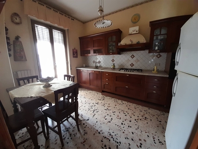 Appartamento in vendita a Catania Piazza Montessori