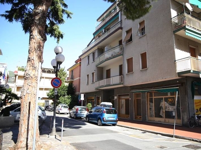 Appartamento in vendita a Laigueglia Savona