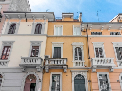 Appartamento in vendita a Milano Dateo