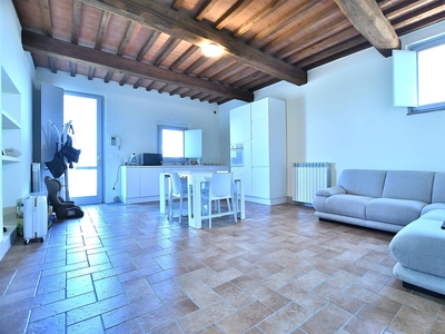 Appartamento in vendita a Monteroni D'arbia Siena Radi