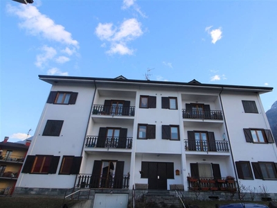 Appartamento in vendita a Pollein Aosta Capoluogo