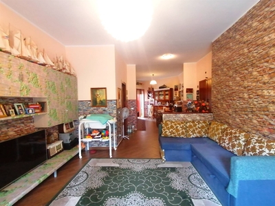 Appartamento in vendita a Prato Santa Lucia