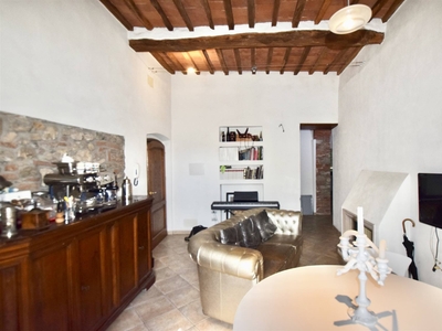 Appartamento in vendita a Suvereto Livorno