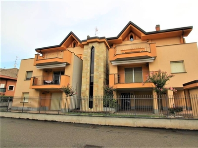 Appartamento in Via Carducci 12 a Nova Milanese