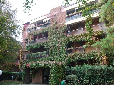 Appartamento in Via Degli Odescalchi 21 in zona Lotto, Novara, s. Siro a Milano