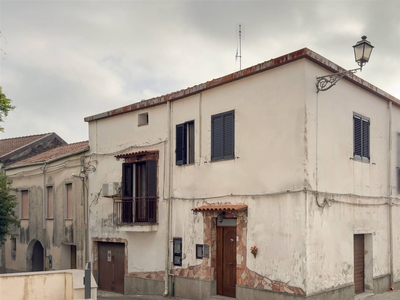 Casa semi indipendente in vendita a Salerno Ogliara