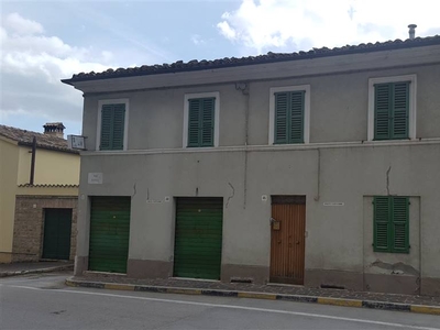 Casa singola da ristrutturare a Castelbellino