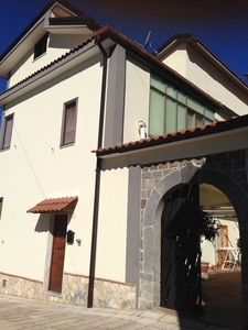 Casa singola in vendita a Formicola Caserta Medici
