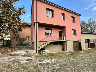 Casa singola in Via Groppallo, 29 a Bosnasco